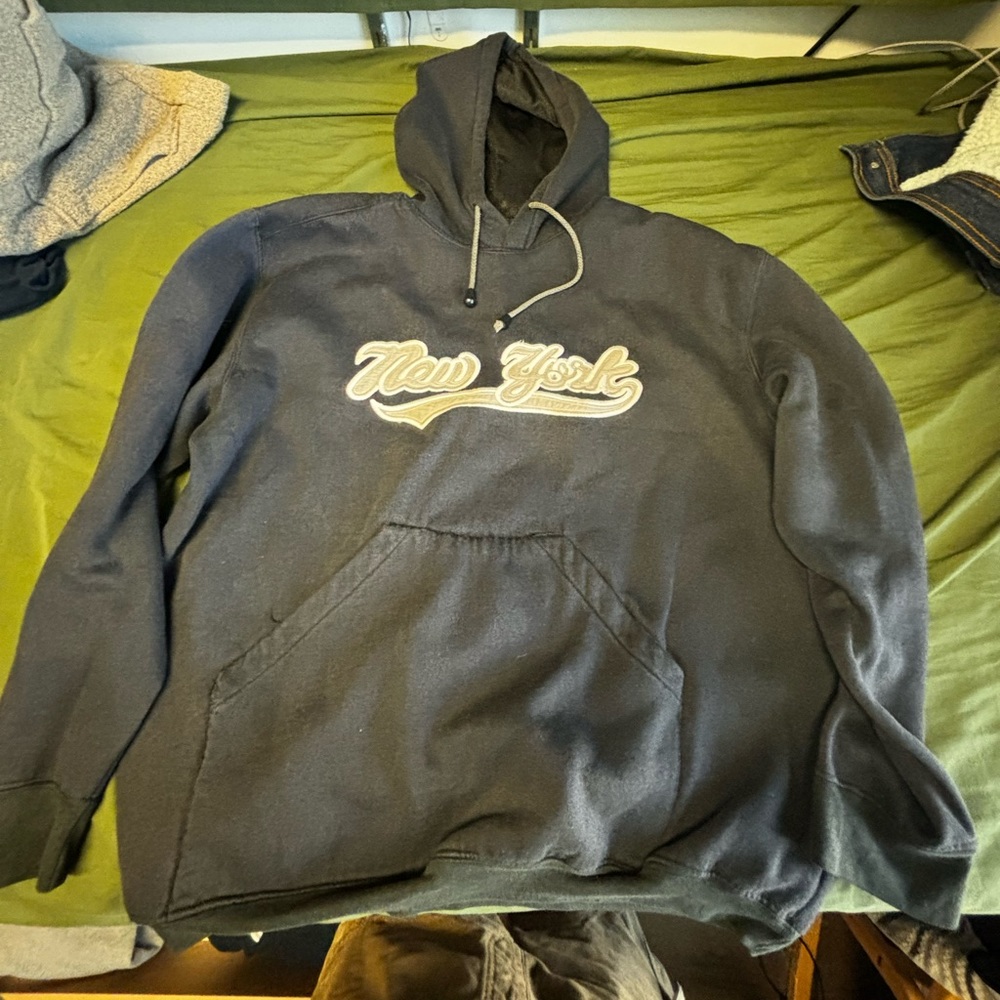 Vintage New York Medium Hoodie